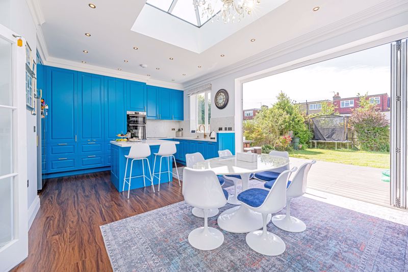 Kitchen- click for photo gallery